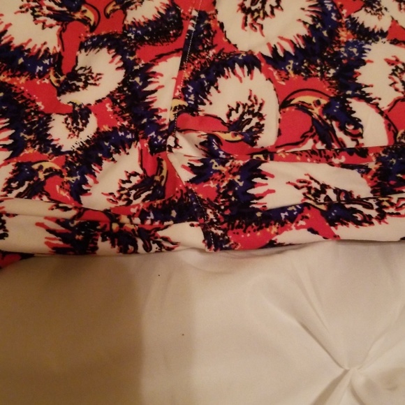 Lularoe eagle leggings tc - Picture 2 of 3